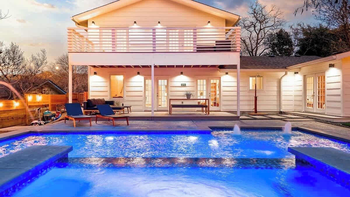 屋外プール、温水プール