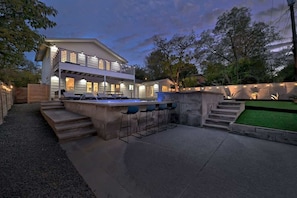 Terrace/patio - Bach Fave | Pool, Hot Tub, Grill, Mins to Downtown (Austin)
