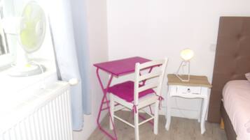 3 bedrooms, free WiFi, bed sheets