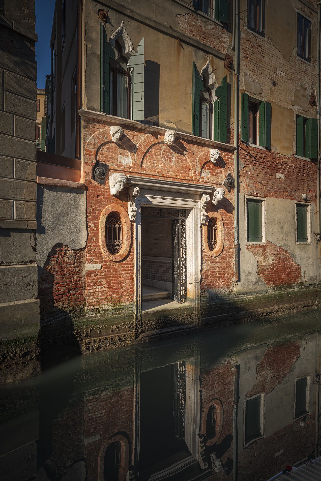 Photo - Cinqueteste Luxury Home