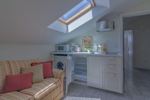 Interior - Varenna Garden Apartment (Varenna)