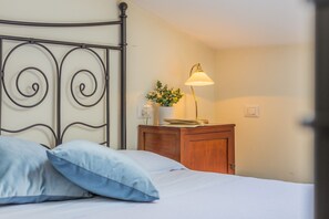 2 Schlafzimmer, Bügeleisen/Bügelbrett, kostenloses WLAN, Bettwäsche