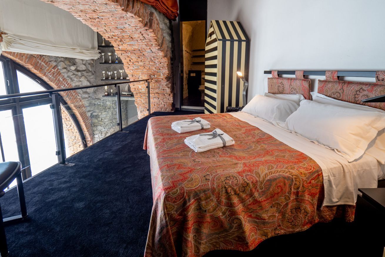 2 camere, culla da viaggio, Wi-Fi gratuito, lenzuola