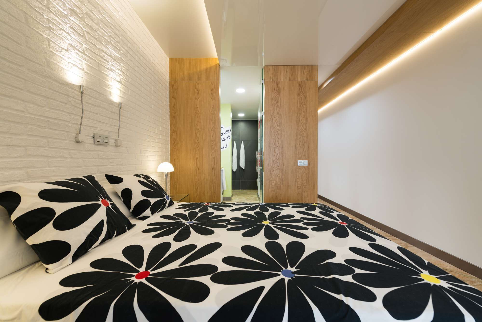 2 slaapkamers, een strijkplank/strijkijzer, wifi, beddengoed