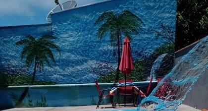 Comfortable house in Itapoá -SC with 8x4. pool, cable TV and Wi-Fi