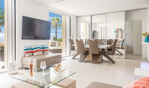 Apt Front de Mer avec Grande Terrasse