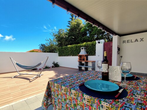 Family-Friendly Dream House in Terceira, 5 min to Historic Center of Angra