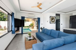 TV - Tropical Villa Stunning Ocean View. (Koh Samui)