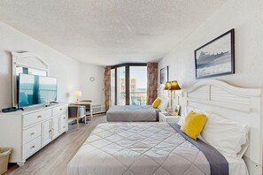 Iron/ironing board, Internet, bed sheets