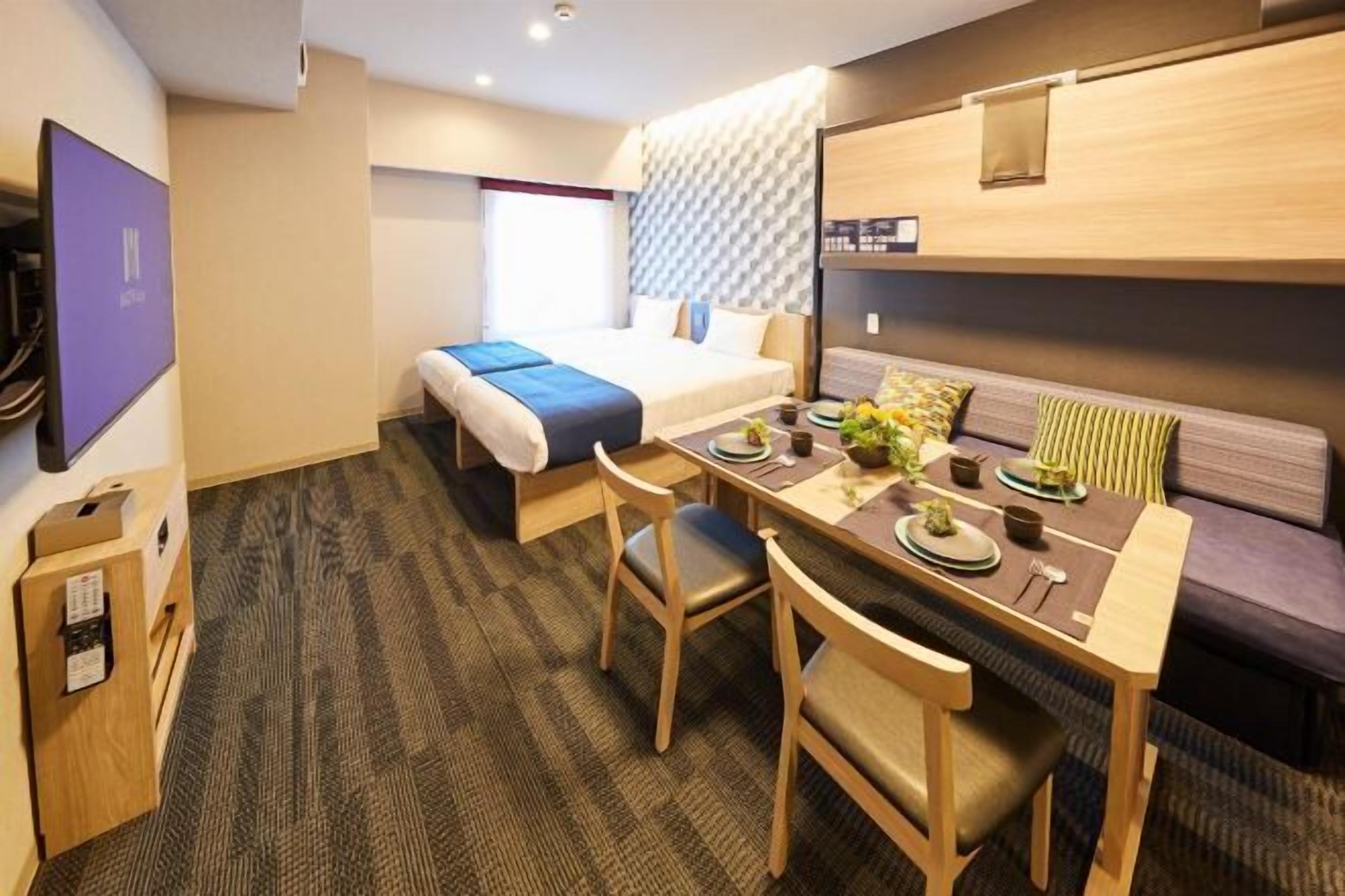 In-room safe, free WiFi, bed sheets