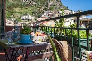 Imagen sin descripción, 4 de 29, botón