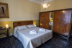 2 bedrooms, iron/ironing board, travel crib, free WiFi