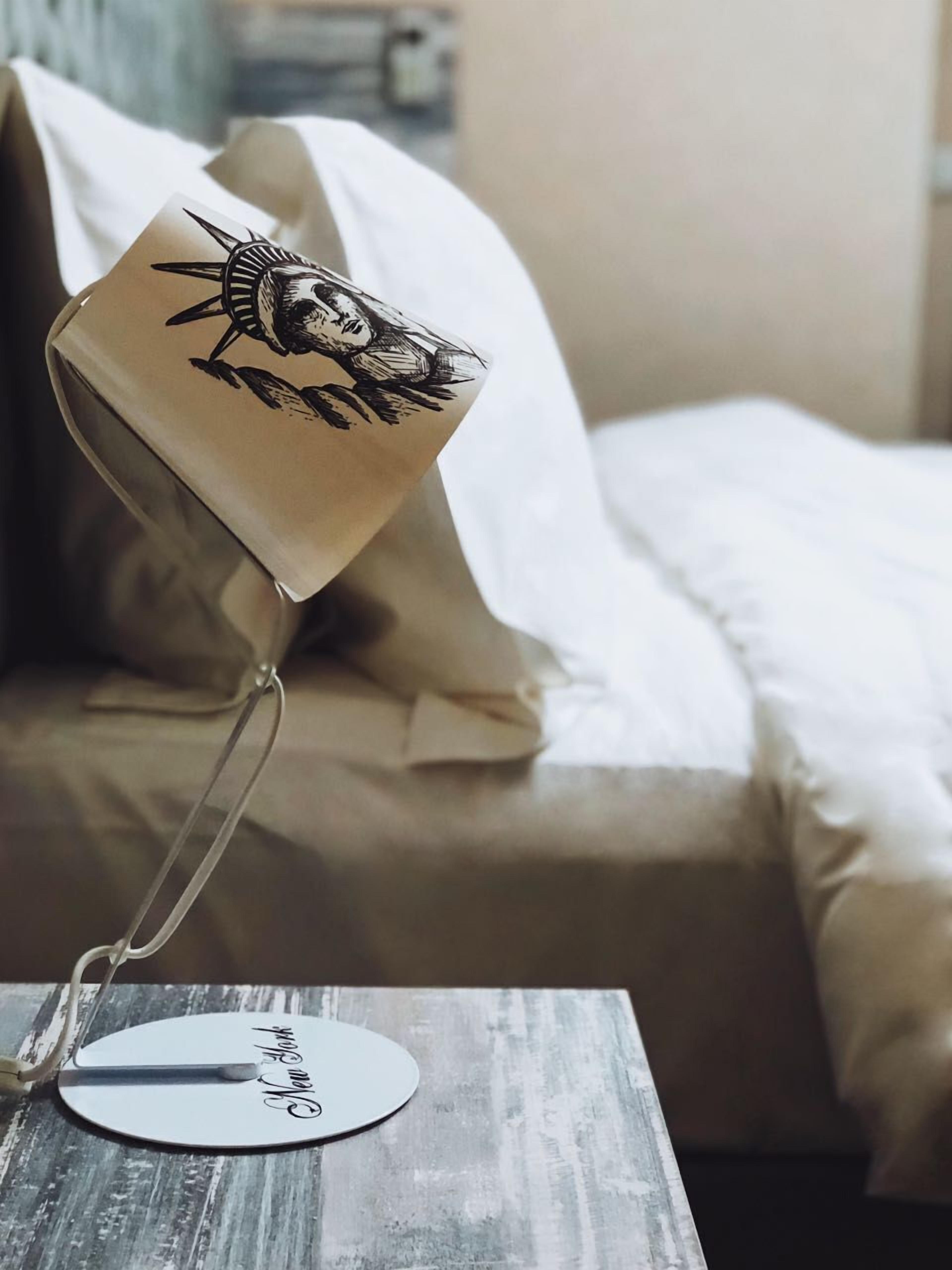 deluxe double or twin room | room amenity