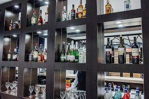 Bar (en la propiedad)