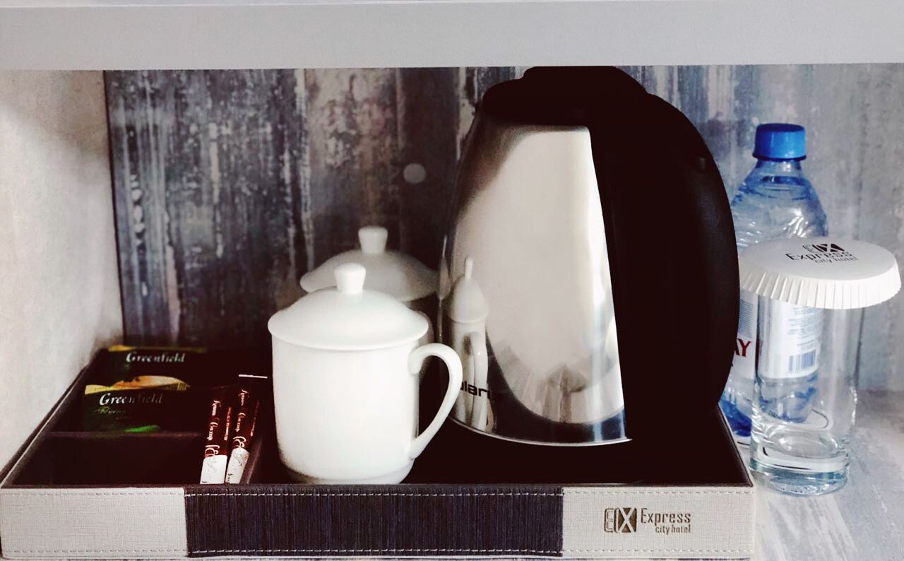 deluxe double or twin room | coffee and/or coffee maker