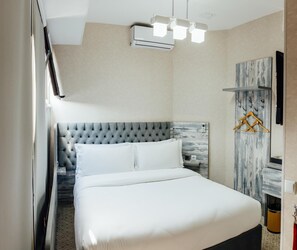Minibar, in-room safe, desk, blackout curtains - Express City Hotel (Shymkent)
