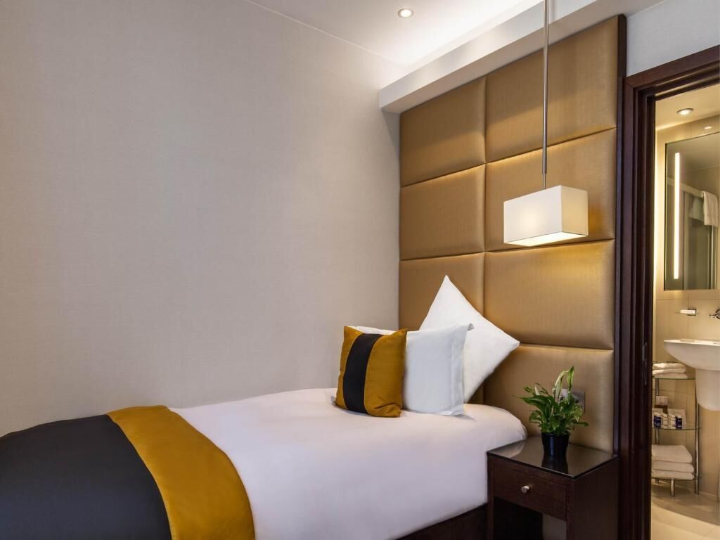 Minibar, blackout drapes, iron/ironing board, free WiFi