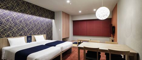 Deluxe Japanese Room