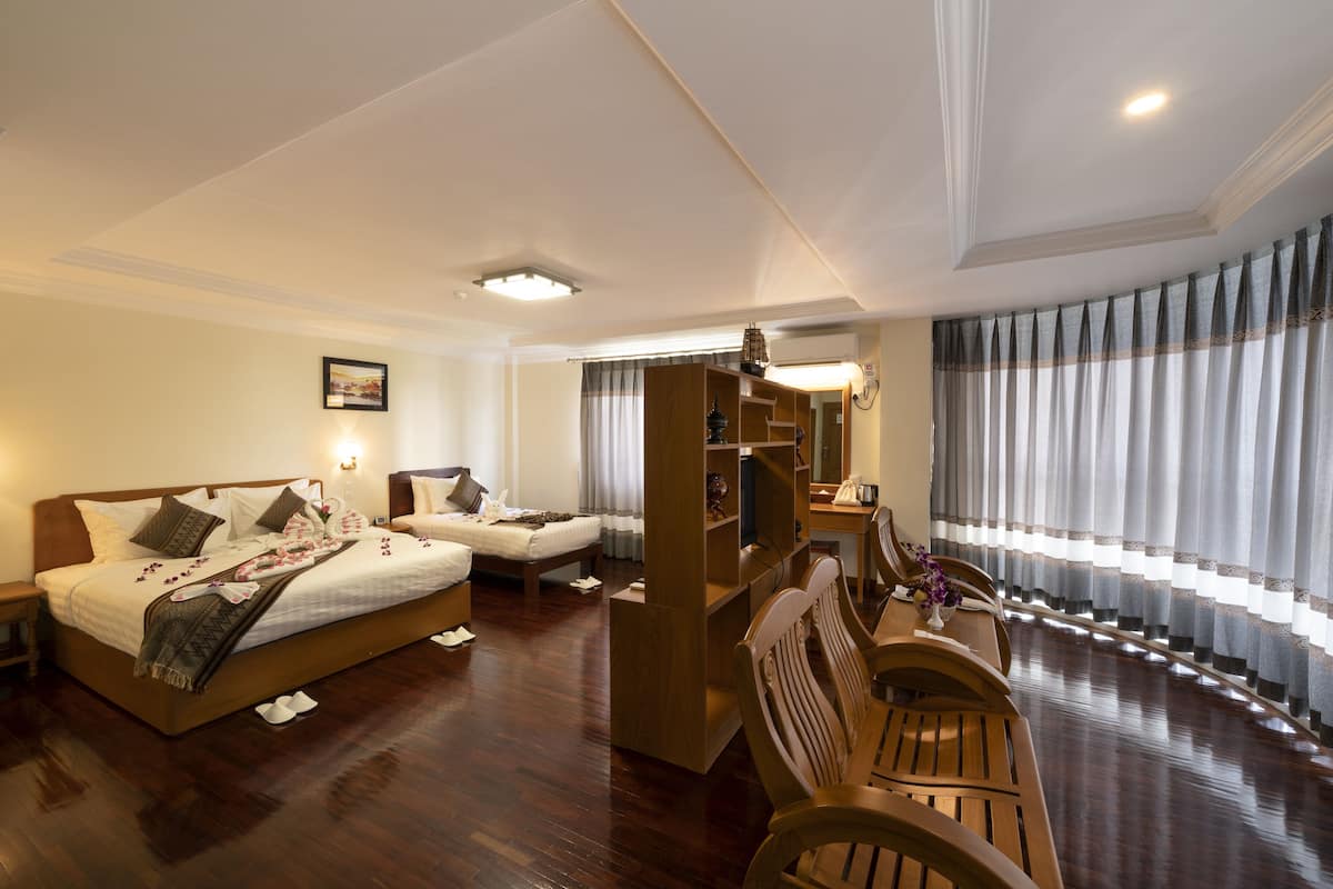 Minibar, in-room safe, individually decorated, individually furnished