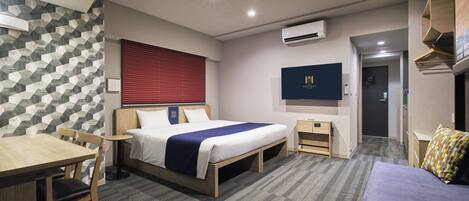 In-room safe, iron/ironing board, free WiFi