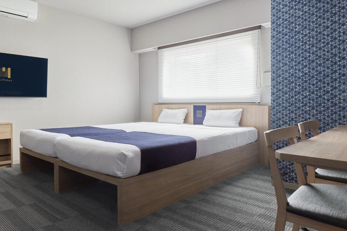 In-room safe, iron/ironing board, free WiFi, bed sheets