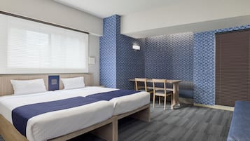 Superior Family Room | In-room safe, iron/ironing board, free WiFi, bed sheets