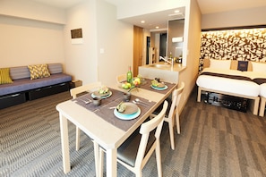 Zimmer, Nichtraucher (Spot the Difference Room) | Zimmersafe, Schreibtisch, Bügeleisen/Bügelbrett, kostenloses WLAN