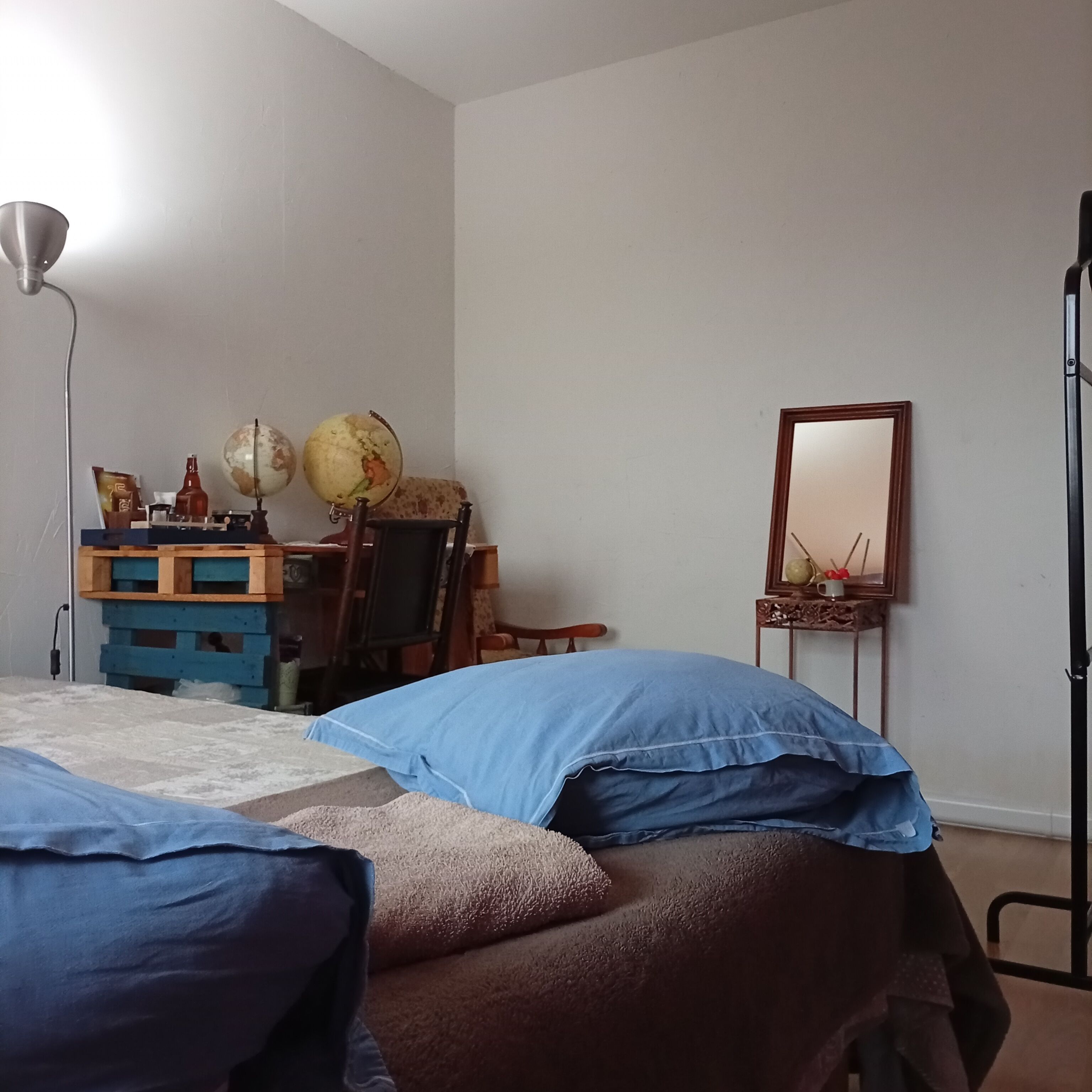 Espace de travail pour ordinateur portable, chambres insonorisées