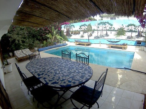 PRIVATE VILLA WITH POOL 5 MINUTES FROM THE SEA. 2 BEDROOMS, 4 PERS MAX