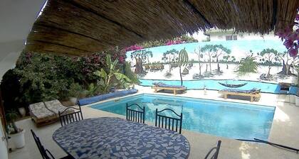 PRIVATE VILLA WITH POOL 5 MINUTES FROM THE SEA. 2 BEDROOMS, 4 PERS MAX