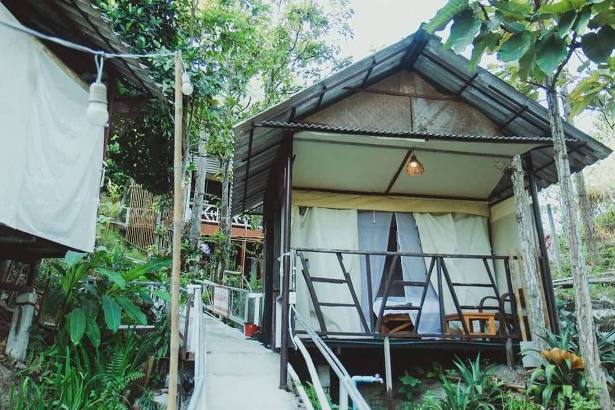 Tent for 2 Adults with Fan | WiFi (無料)、ベッドシーツ