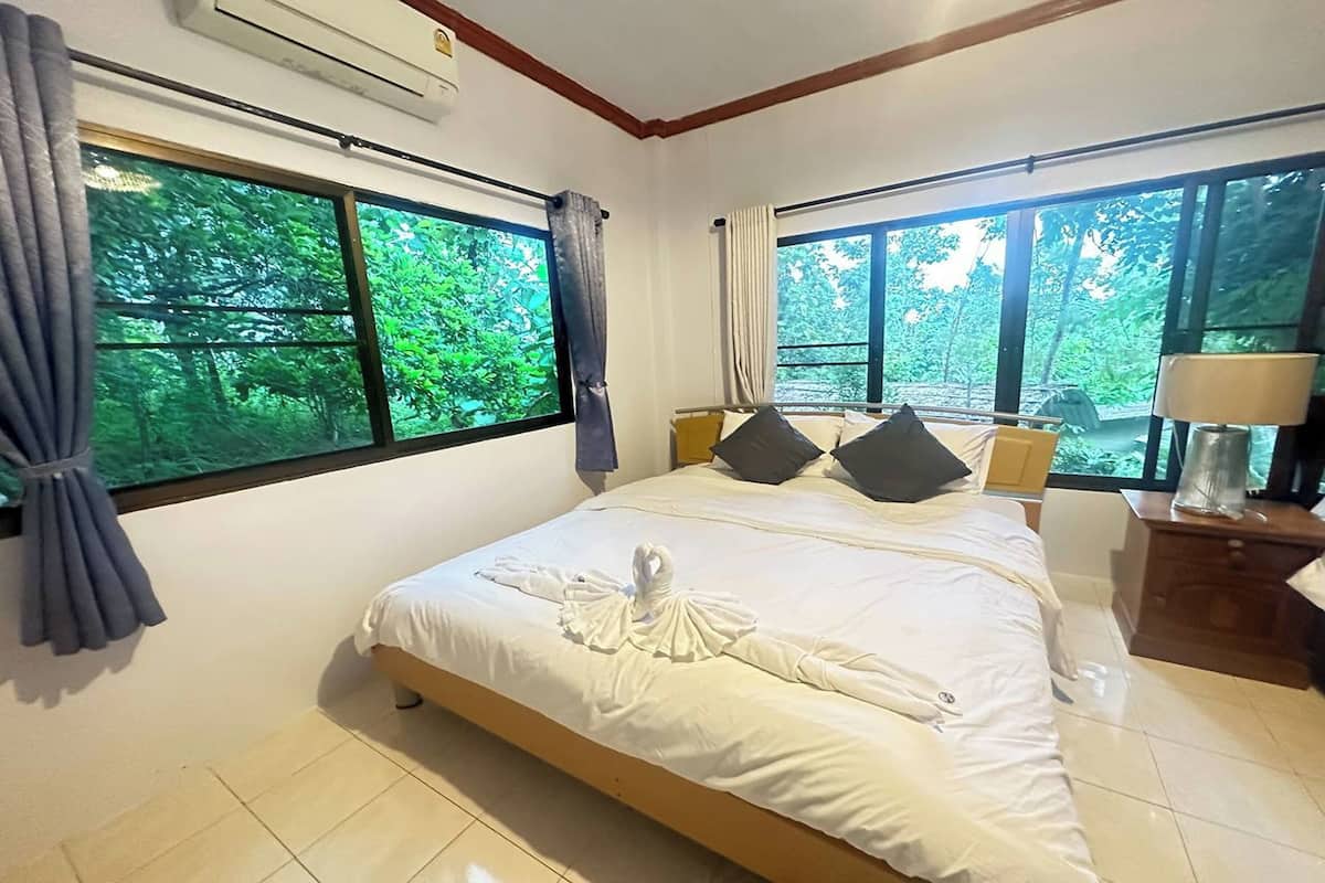 Two Bedrooms Villa (Private Bathroom) | WiFi (無料)、ベッドシーツ