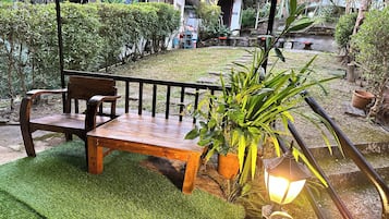 Tent for 2 Adults with AC | 露台/庭院