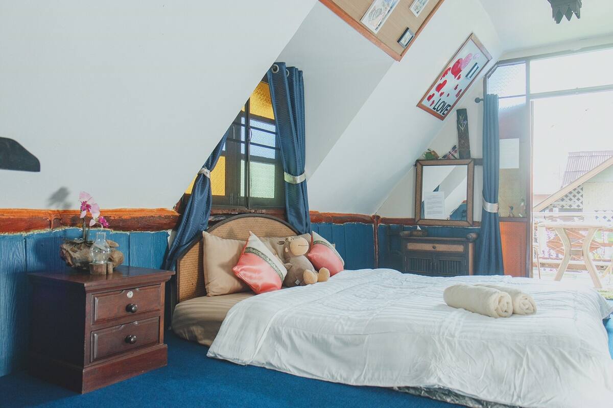 Standard Double Room (Private Bathroom) | WiFi (無料)、ベッドシーツ