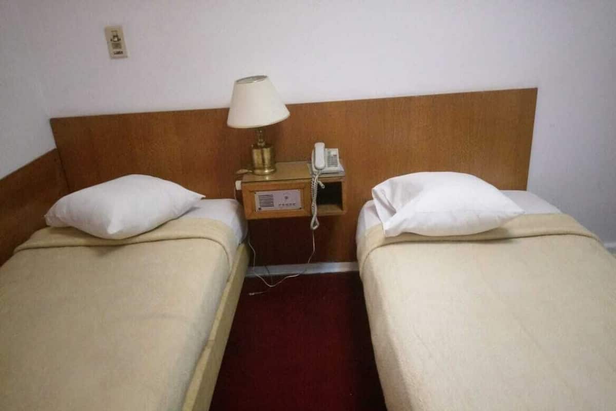 高級寢具、客房內保險箱、隔音、熨斗/熨衣板