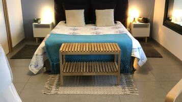 Studio | Free WiFi, bed sheets