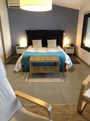 Studio | Free WiFi, bed sheets - Gîte - Grand studio contemporain (Bouloc)