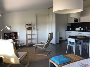 開放式客房 | 起居區