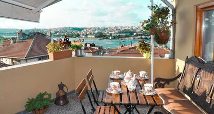 Rooftop Balat Rooms & Apartments