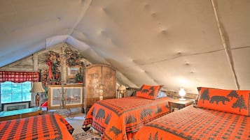 2 bedrooms, iron/ironing board, internet, bed sheets