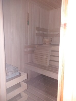 Sauna - Къща за гости Розариум (Varna)