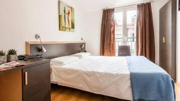 Doppia Comfort | Minibar, una scrivania, ferro/asse da stiro, Wi-Fi gratuito