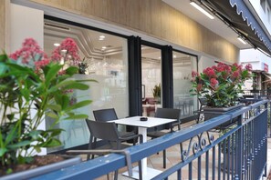 Habitación Confort doble | Balcón