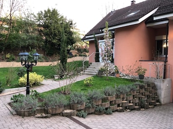 Enceinte de lâhĂ©bergement