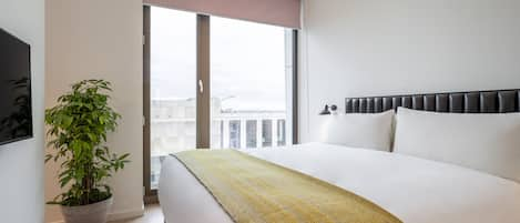 One Bedroom Apartment | Coffre-fort pour ordinateur portable, système d’insonorisation