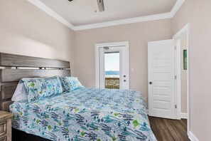 6 bedrooms, free WiFi, bed sheets