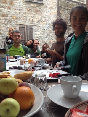 Free daily continental breakfast