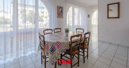 Appartement T2 Ă 50m de la plage avec piscine, tennis et balcon - ChĂątelaillon-Plage