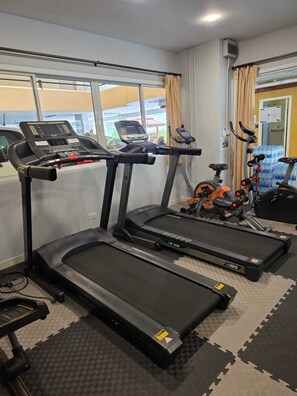 Gym - Sitara Place Hotel & Serviced Apartment (Bangkok)