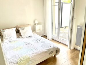 1 quarto, ferros/tábuas de passar roupa, Wi-Fi, roupa de cama